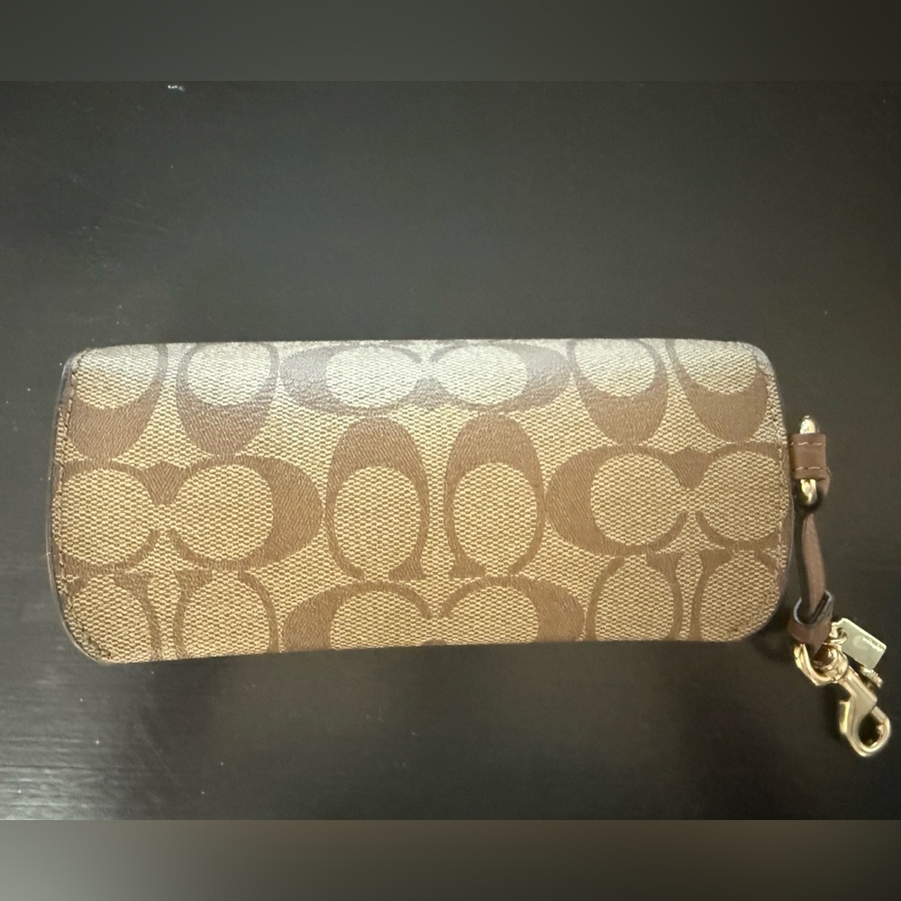 Coach Brown Signature Eyeglasses case - Picture 2 of 11